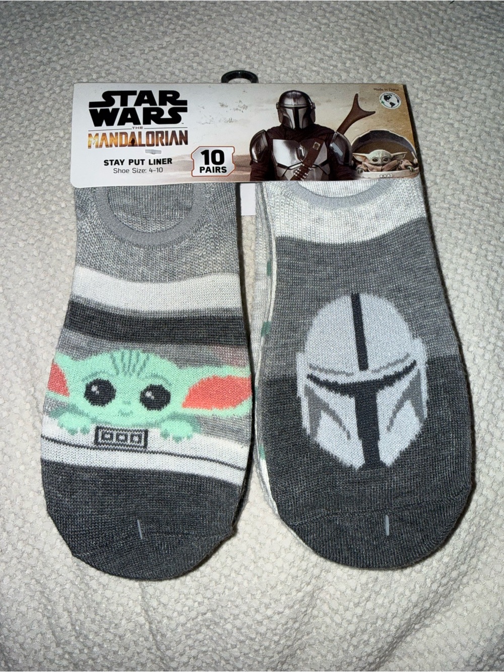Star Wars No-Show Socks - Gray with Green & Coral Baby Yoda and Mandalorian